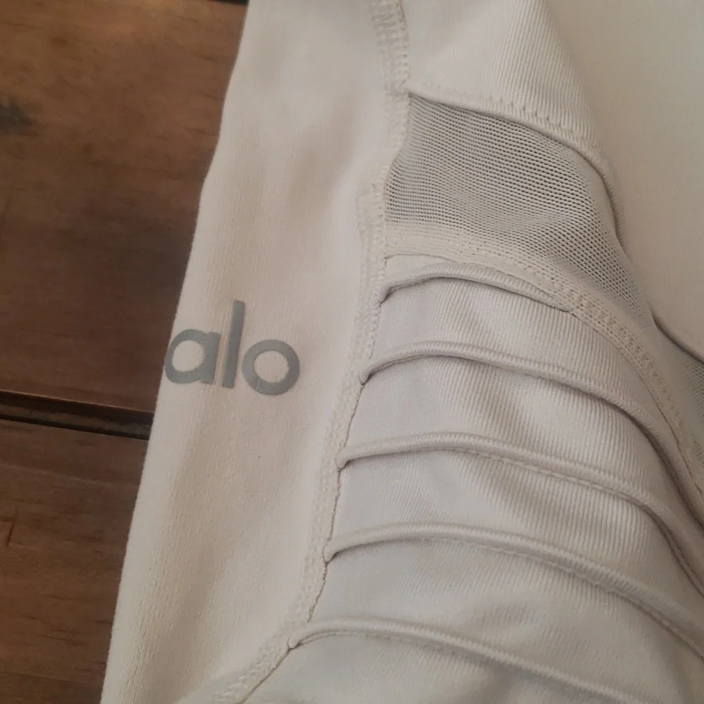 Alo moto leggings - Picture 8 of 8